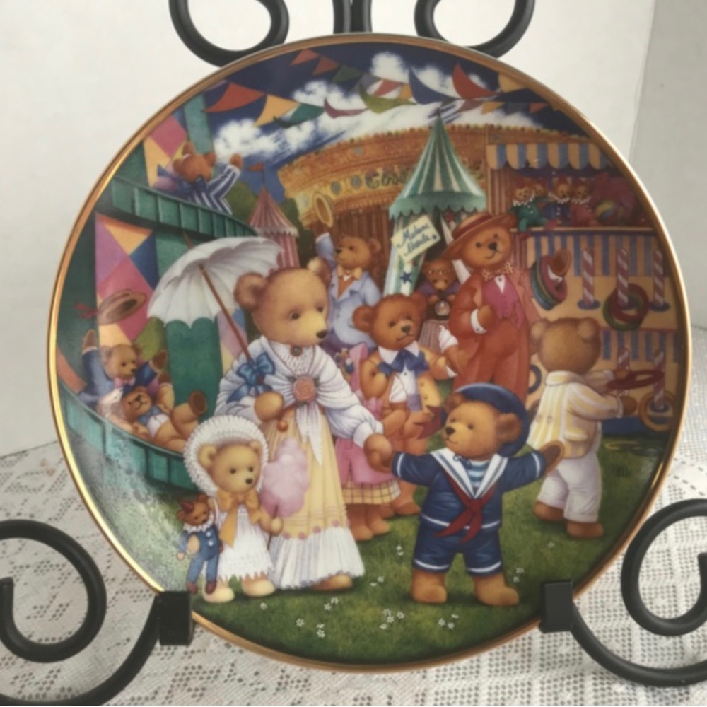 Vintage Teddy Bear Fair Decorative Plate